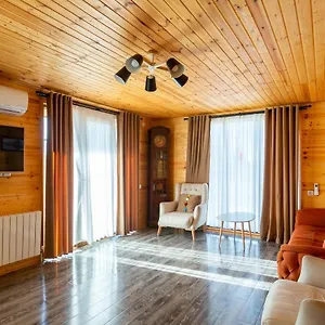 Eco House Jeo فيلة